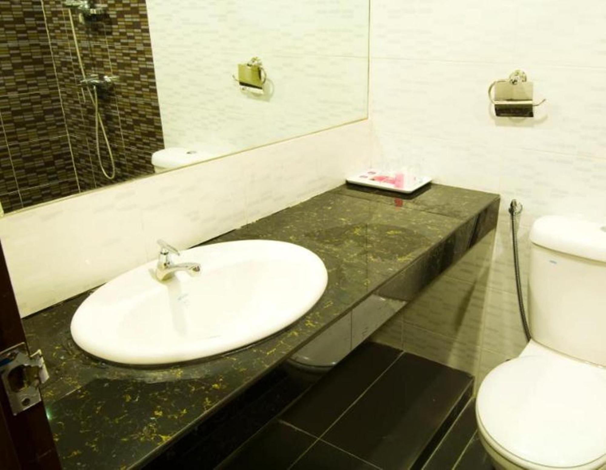 Syaz Meridien Hotel Malacca Екстер'єр фото