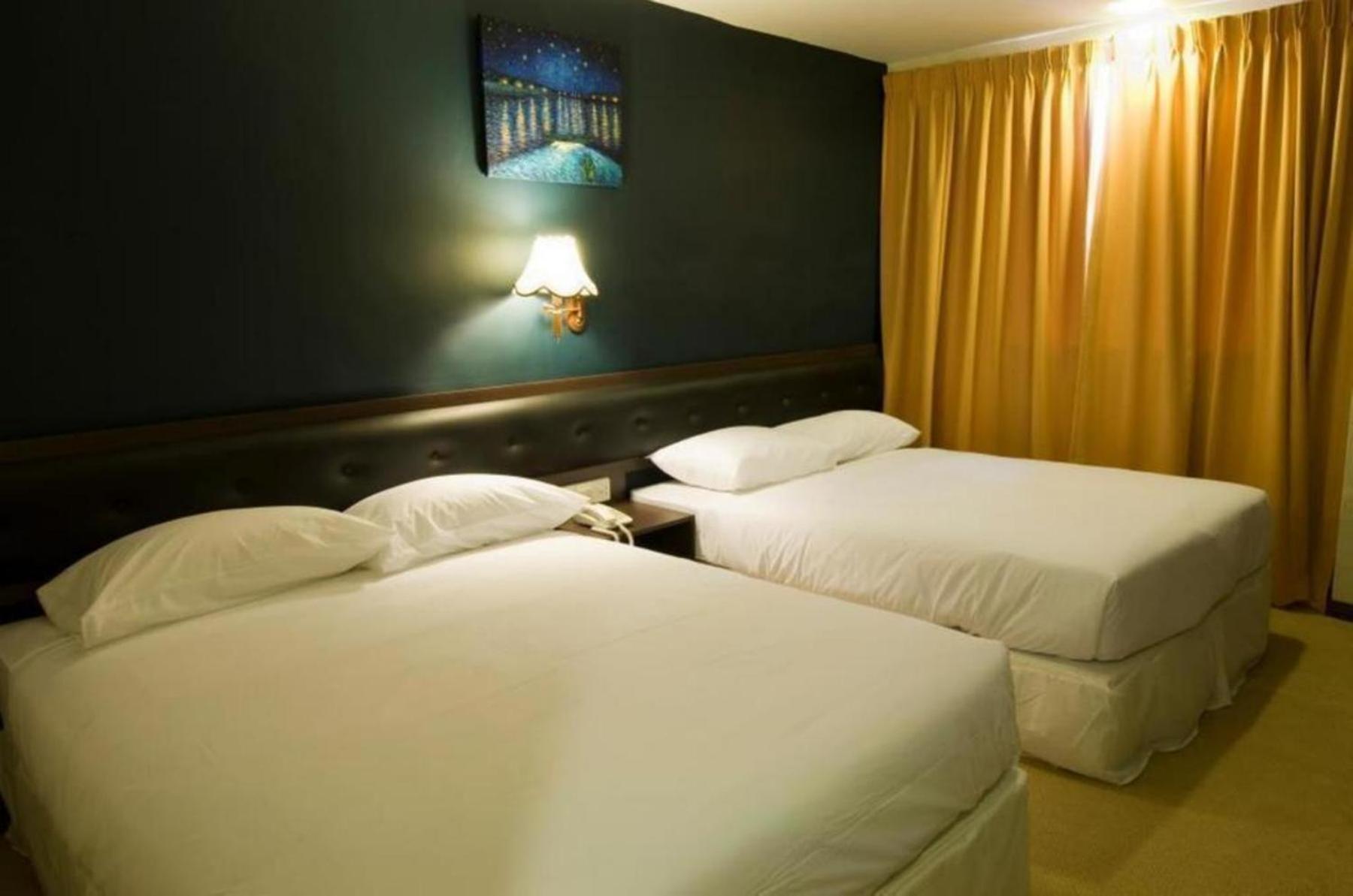 Syaz Meridien Hotel Malacca Екстер'єр фото