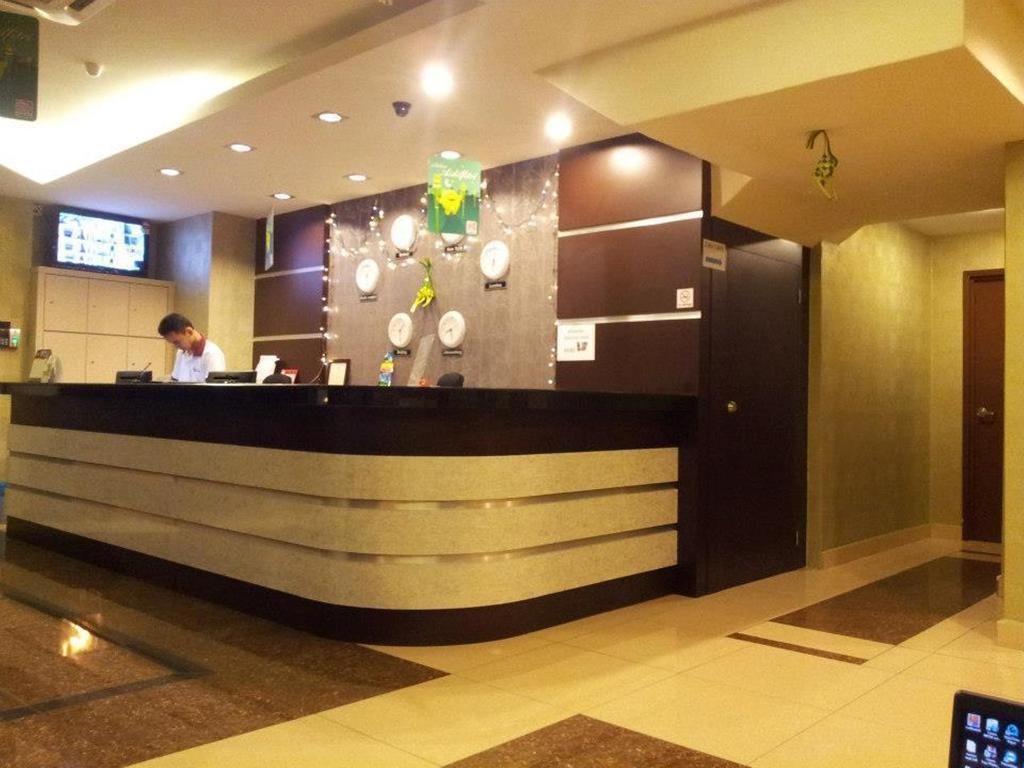 Syaz Meridien Hotel Malacca Екстер'єр фото